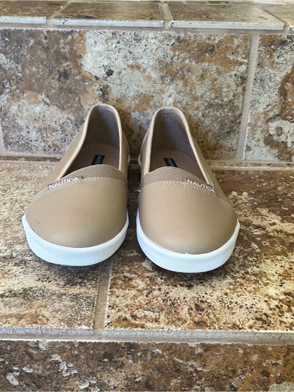 Nautica Women's Slip-On Flats in Tan with White Sole - 9.5 NWOT